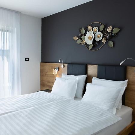 Rooms Gril Postojna Exterior foto