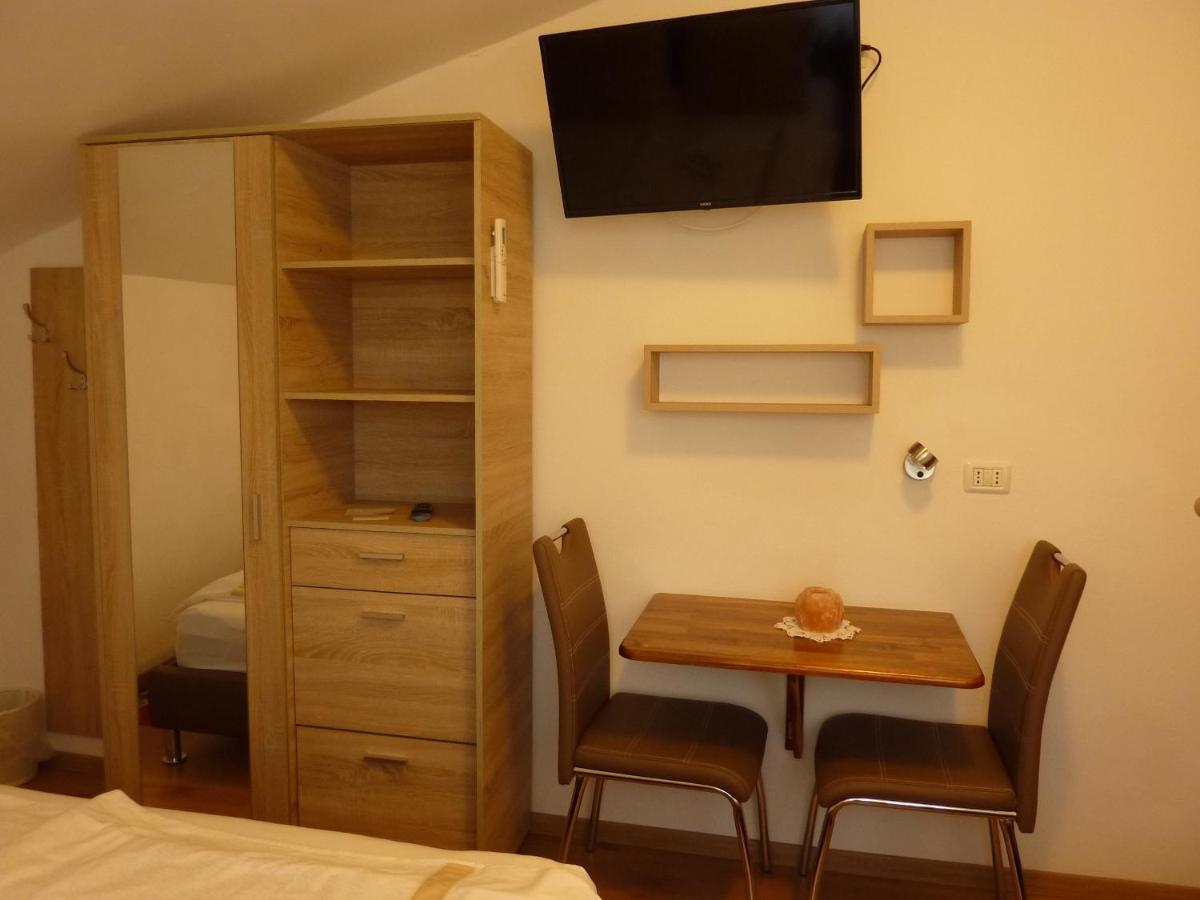 Rooms Gril Postojna Exterior foto