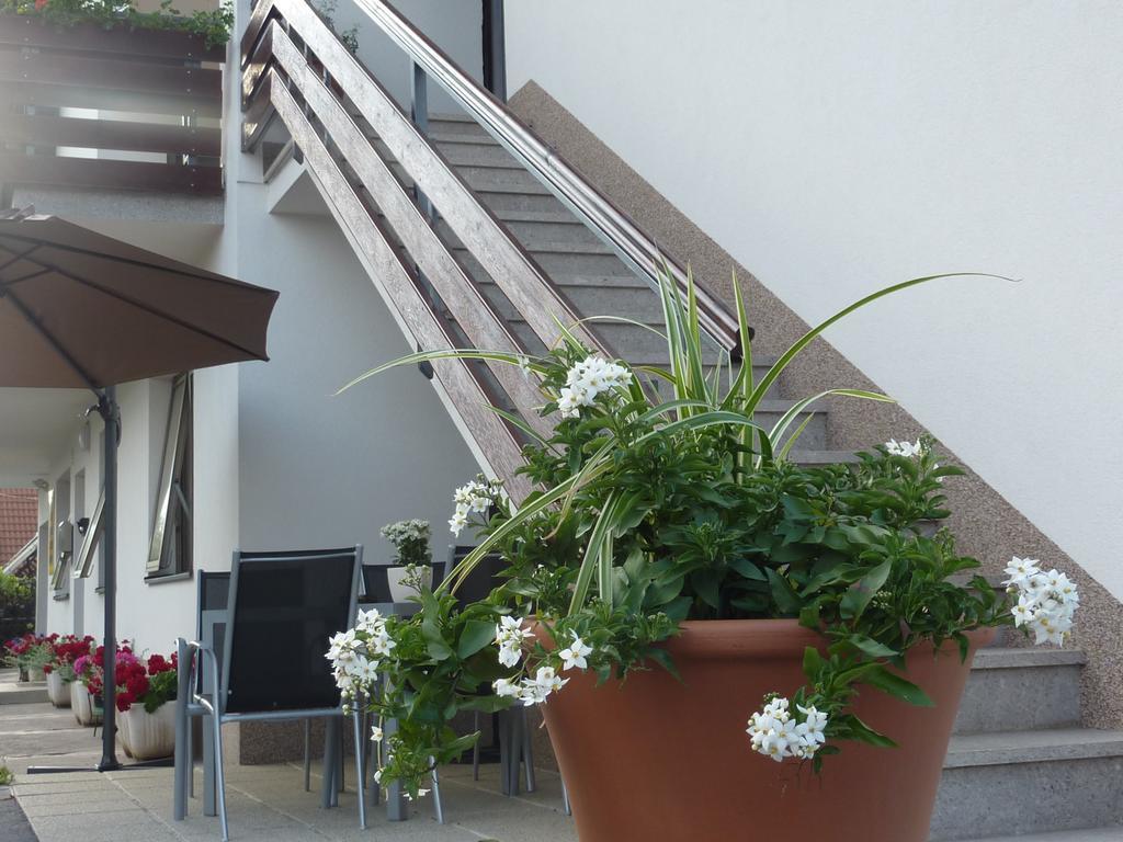 Rooms Gril Postojna Exterior foto